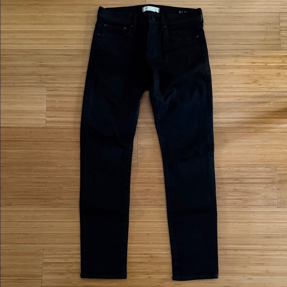 Madewell Slim Authentic Flex Jeans in Black (No-Fade Black), 30x32